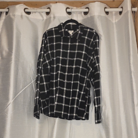 J. Crew Black and White Plaid Button Down Shirt - Picture 1 of 3